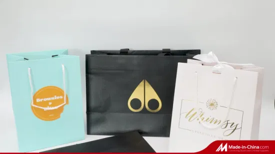 Borsa regalo in carta per la spesa di gioielli stampata personalizzata Borsa in carta regalo di lusso con logo abbronzante
